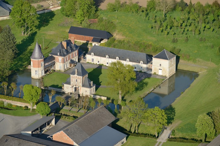 21-Mesmont-Chateau.jpg