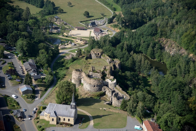 20-20-Montcornet-Chateau.jpg