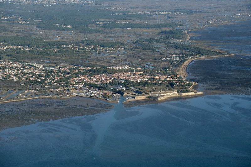 22-11-Le-Chateau-d-Oleron.JPG