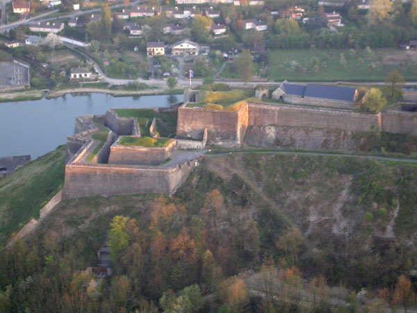 26-Fort-Charlemont.jpg