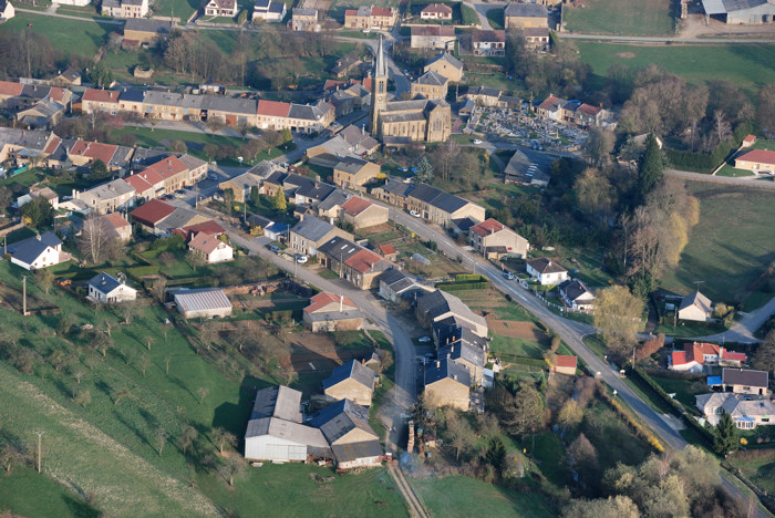 02-Neuville-Les-This