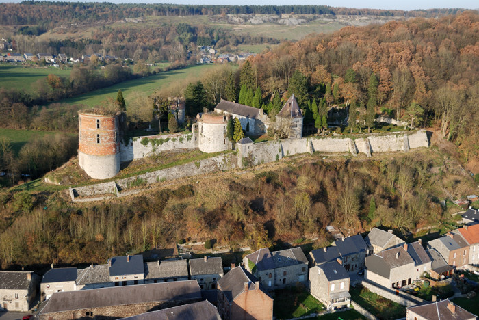 15-Hierges-Chateau.jpg