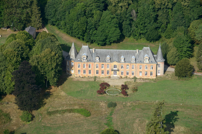 06-Fagnon-Chateau.jpg