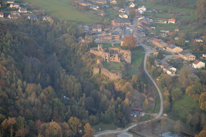 17-01-Montcornet-Chateau.jpg