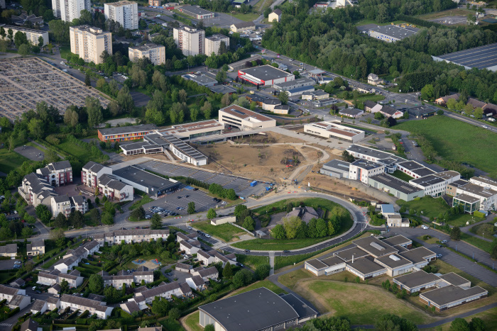 19-16-Charleville-Campus.jpg